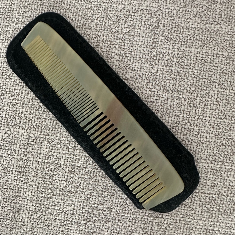 Natural Horn Comb